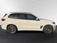 Gebraucht BMW X5 M Sport 352 PS (258 kW) 2025 Alpinweiß SUV