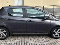Gebraucht Toyota Yaris Edition-S 101 PS (74 kW) 2017 Grau Kleinwagen