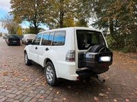 Gebraucht Mitsubishi Pajero 190 PS (139 kW) 2017 Weiß SUV