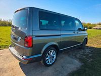 Second-hand VW Multivan 204 CP (150 kW) 2022 Gri Monovolum