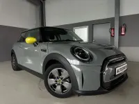 Usata Mini Cooper SE Essential 135 kW (184 CV) 2022 Grigio Utilitaria