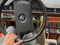 Gebraucht Mercedes E230 132 PS (97 kW) 1990 Braun Limousine