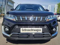 Gebraucht Suzuki Vitara Comfort+ 129 PS (94 kW) 2021 Cosmic black pearl SUV