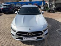 Gebraucht Mercedes A180 116 PS (85 kW) 2024 Silber Limousine