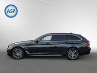 Gebraucht BMW 530e M Sport 184 PS (135 kW) 2022 Grau (sophistograu brillanteffekt metalli) Kombi