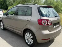 Gebraucht VW Golf Plus Cross Style 105 PS (77 kW) 2011 Braun Van / Kleinbus