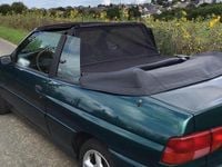 Gebraucht Ford Escort Cabriolet 90 PS (66 kW) 1998 Grün Cabrio