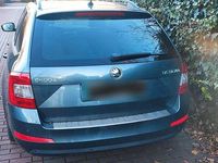 Gebraucht Skoda Octavia 150 PS (110 kW) 2016 Grau Kombi