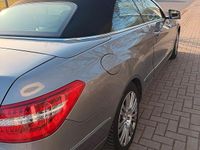 Gebraucht Mercedes E220 170 PS (125 kW) 2011 Grau Cabrio