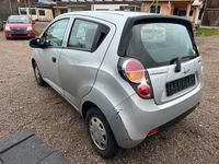 Gebraucht Chevrolet Spark 68 PS (50 kW) 2011 Silber Kleinwagen