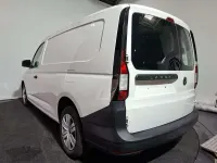 Gebraucht VW Caddy 102 PS (75 kW) 2024 Weiß Van / Kleinbus