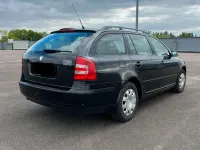 Gebraucht Skoda Octavia 105 PS (77 kW) 2008 Schwarz Kombi