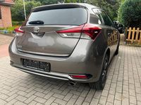 Gebraucht Toyota Auris Edition-S 111 PS (81 kW) 2017 Grau Kleinwagen