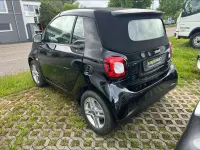 Gebraucht Smart ForTwo Electric Drive Pure 60 kW (82 PS) 2023 Schwarz Cabrio