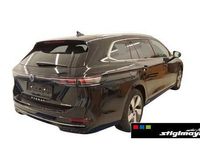 Gebraucht VW Passat Elegance 177 PS (130 kW) 2025 Grenadillschwarz metallic Kombi