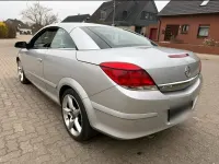 Gebraucht Opel Astra 140 PS (102 kW) 2007 Silber Cabrio