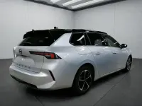 Gebraucht Opel Astra 131 PS (96 kW) 2025 Grau Limousine