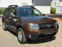 Gebraucht Dacia Duster Lauréate 125 PS (91 kW) 2015 Gold SUV