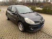 Gebraucht Renault Clio II 88 PS (64 kW) 2006 Schwarz Kleinwagen