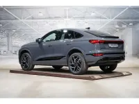 Neu Audi Q6 Sportback e-tron Business 314 kW (428 PS) 2026 Magentgrau SUV