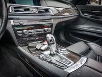 Gebraucht BMW 740 M Sport 306 PS (225 kW) 2011 Schwarz Limousine