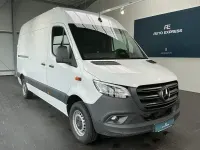 Używany Mercedes Sprinter 170 KM (125 kW) 2024 Biały Van
