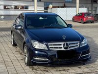 Gebraucht Mercedes C250 204 PS (150 kW) 2011 Blau Limousine