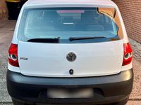 Usata VW Fox 54 CV (39 kW) 2006 Bianco Utilitaria