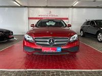 Gebraucht Mercedes E220 Avantgarde 194 PS (142 kW) 2017 Rot Limousine