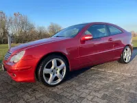 Gebraucht Mercedes C230 197 PS (144 kW) 2001 Orange Coupé