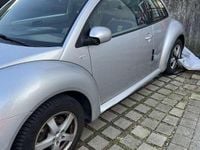 Gebraucht VW Beetle 102 PS (75 kW) 2000 Silber Kleinwagen