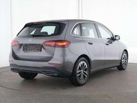 Gebraucht Mercedes B250 Progressive 224 PS (164 kW) 2025 Metalliclack mountaingrau Van / Kleinbus