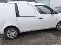 Gebraucht Skoda Roomster 90 PS (66 kW) 2012 Weiß Van / Kleinbus