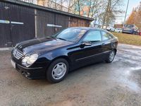 Gebraucht Mercedes C160 122 PS (89 kW) 2006 Schwarz Coupé