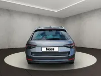 Gebraucht Skoda Superb Style 200 PS (147 kW) 2022 Graphitegrau metallic Kombi