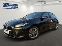 Neu BMW 116 122 PS (89 kW) 2026 Black sapphire metallic Kleinwagen