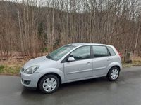 gebraucht Ford Fiesta 1,4 16V Silver Magic