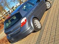 Gebraucht Opel Astra 105 PS (77 kW) 2005 Limousine