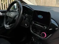 Gebraucht Ford Fiesta 100 PS (73 kW) 2018 Weiß Kleinwagen