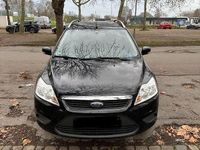 Gebraucht Ford Focus Viva 101 PS (74 kW) 2010 Schwarz Kombi