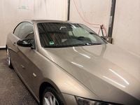 Gebraucht BMW 320 Cabriolet 177 PS (130 kW) 2008 Beige Cabrio