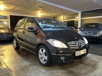 Gebraucht Mercedes A160 Avantgarde 95 PS (69 kW) 2011 Schwarz Limousine
