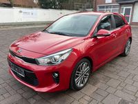 Gebraucht Kia Rio Spirit 99 PS (72 kW) 2017 Rot Limousine