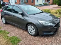 Gebraucht Ford Focus 101 PS (74 kW) 2017 Schwarz Limousine