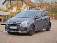 Gebraucht Hyundai i10 Trend 87 PS (63 kW) 2018 Grau Kleinwagen