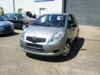 Gebraucht Toyota Yaris Cool 69 PS (50 kW) 2007 Medium silver metallic Kleinwagen