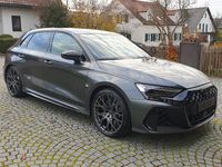 Neu Audi RS3 Ambiente 400 PS (294 kW) 2025 Grau Limousine