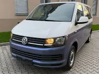 Gebraucht VW T6 150 PS (110 kW) 2019 Bluegalacticeffect folierung Van