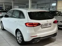 Gebraucht Mercedes B220 190 PS (139 kW) 2019 Weiß Kleinwagen