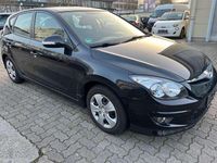 Gebraucht Hyundai i30 Edition 90 PS (66 kW) 2011 Schwarz Kleinwagen